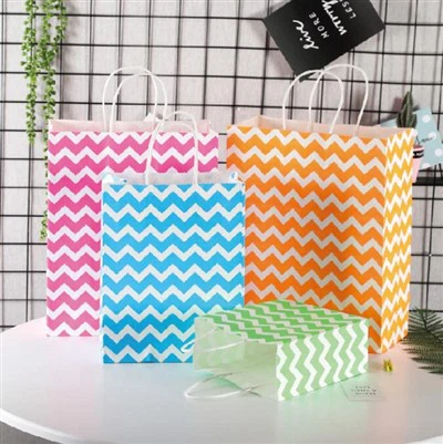 Kulatá kabelka s vlnitým vzorem Kraft